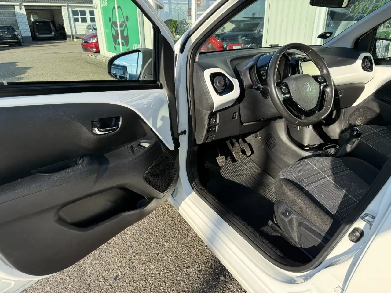 Billede 8 - Peugeot 108 1,0 e-VTi 69 Allure