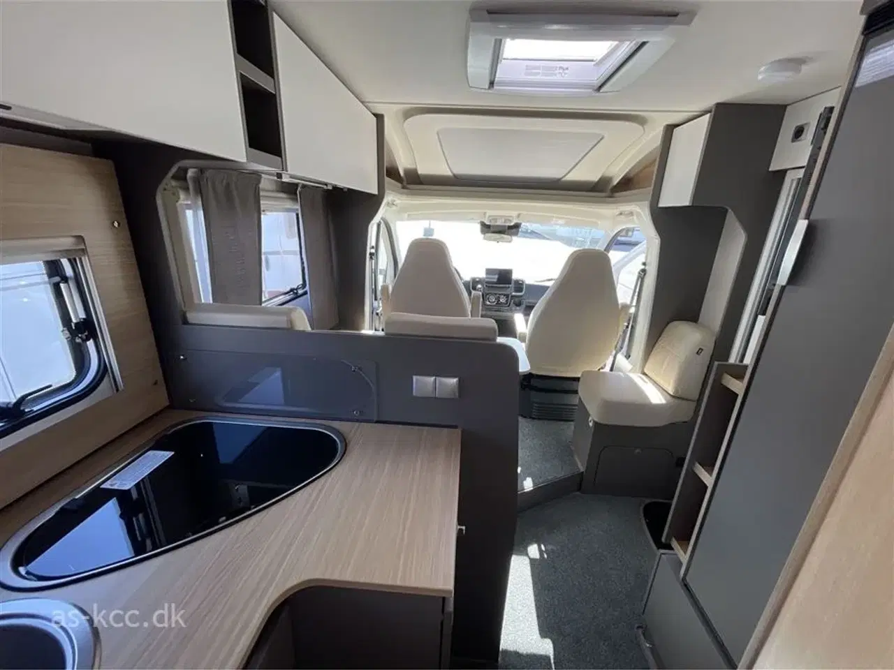 Billede 10 - 2025 - LMC Tourer T660 G   Ny LMC  T660 G Tourer 70 års jubilæums model  Automat gear og fartpilot.SÆLGES FOR KUNDE