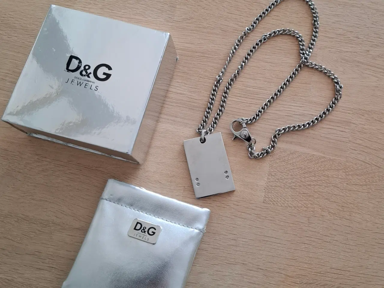 Billede 2 - Vintage Dolce & Gabbana kæde