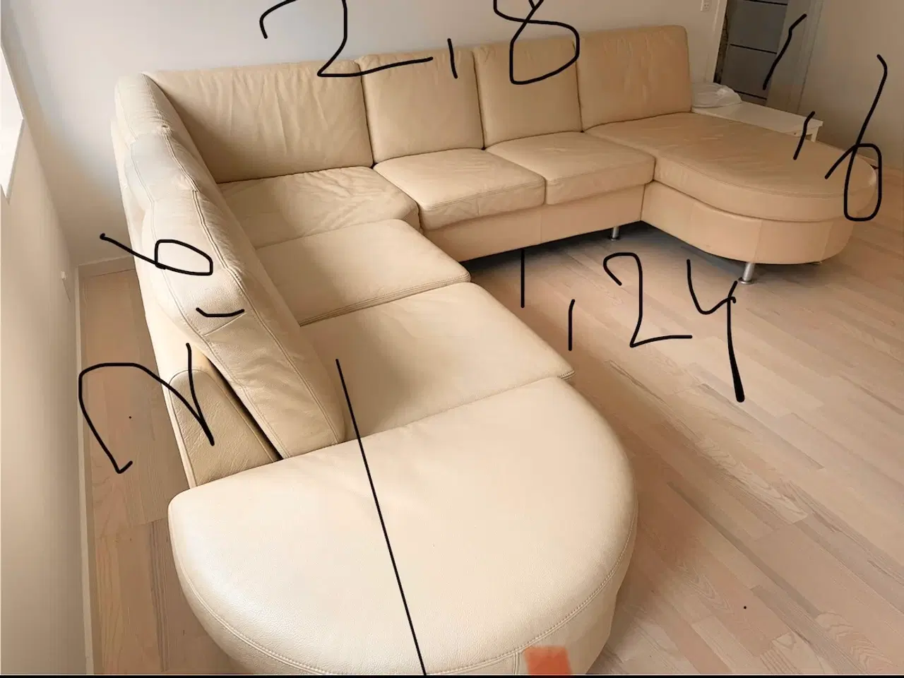 Billede 1 - Hvid creme læder sofa