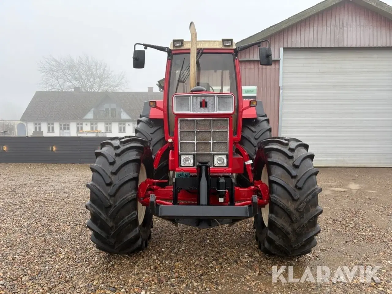 Billede 8 - Traktor IH 1255 XL med frontlift