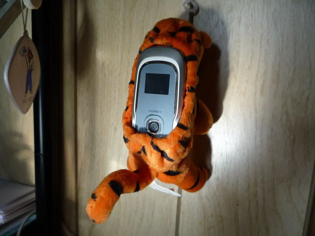 Billede 2 - Tigerdyret, holder til mobiltelefon