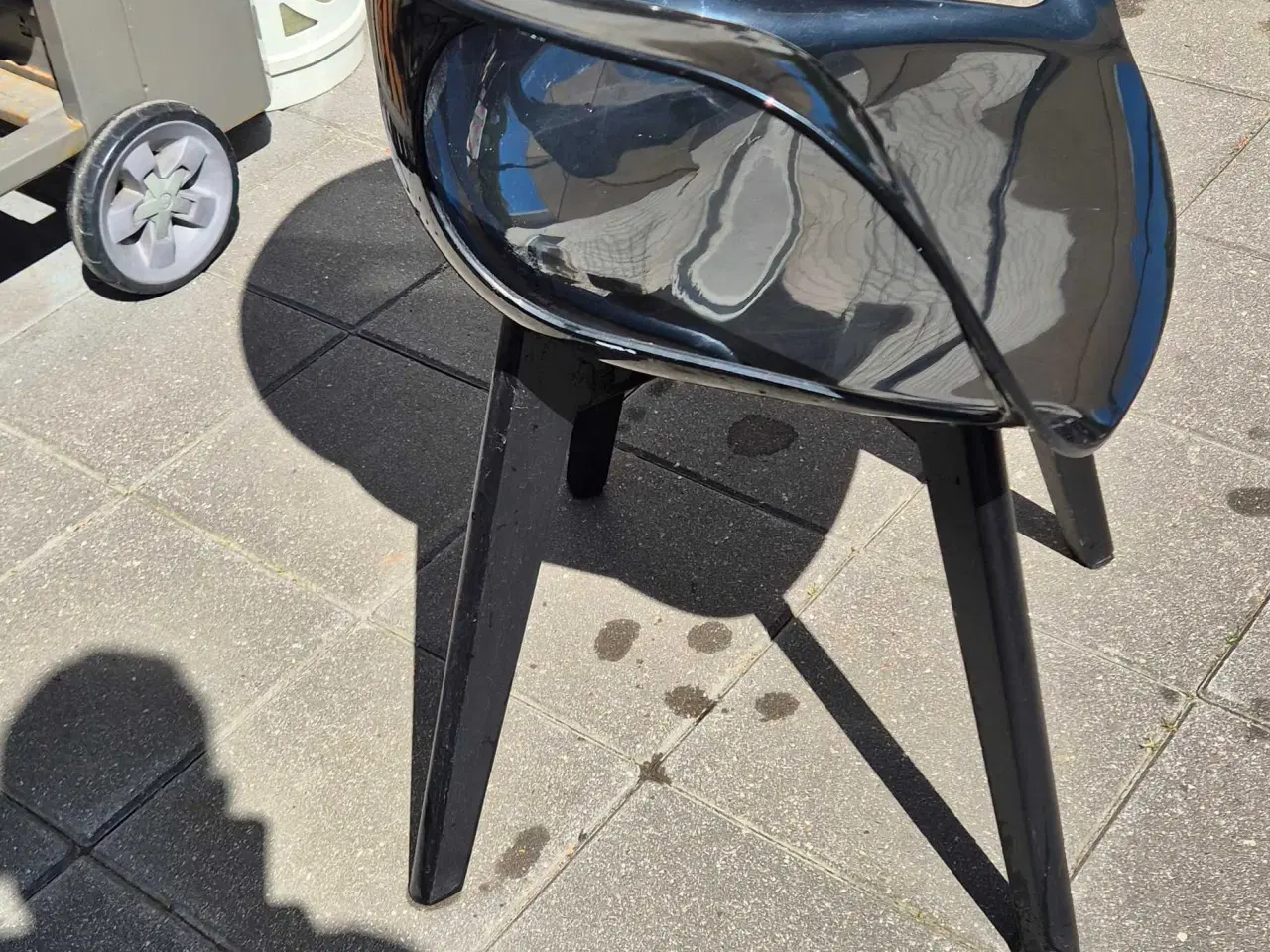 Billede 3 - Sort spisebord stole