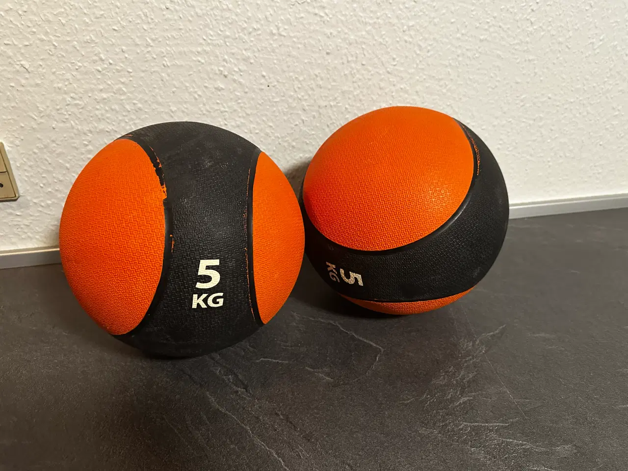Billede 2 - Medicin bolde 2. stk 5kg per stk