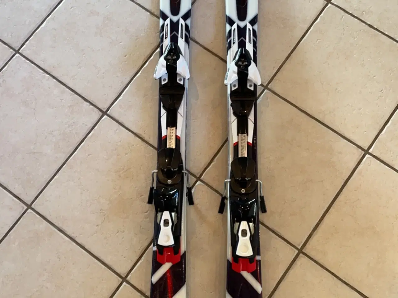 Billede 1 - Salomon Ski + K2 Skistave 