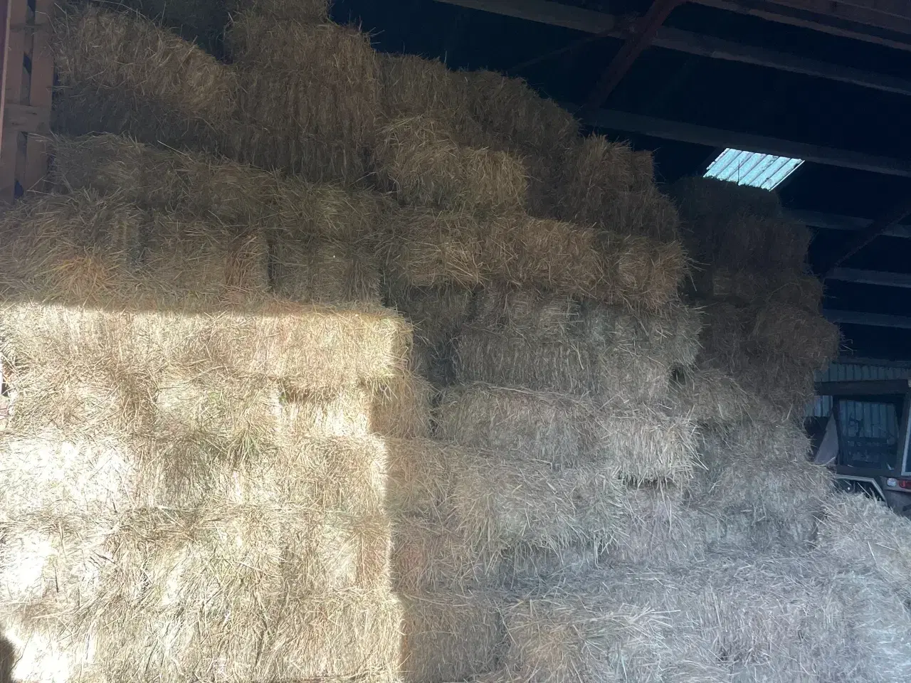 Billede 1 - Hø sælges - Morten Korch baller 30 kr.