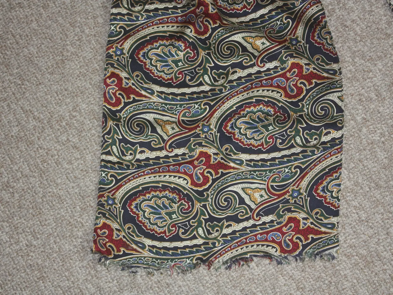 Billede 3 - Halstørklæde 147 cm x 29,5 cm