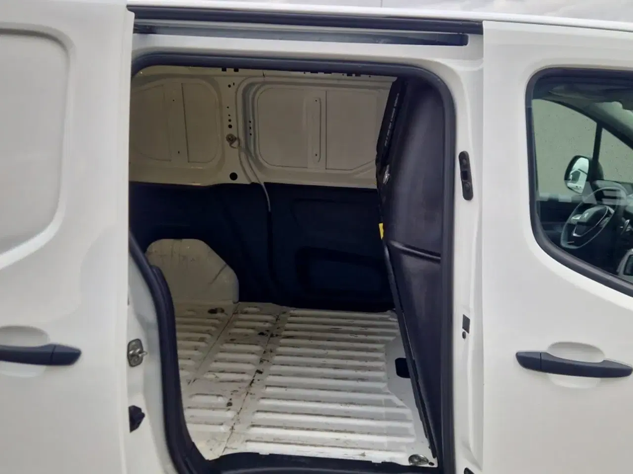 Billede 9 - Peugeot Partner 1,5 BlueHDi 130 L1V1 Ultimate EAT8 Van
