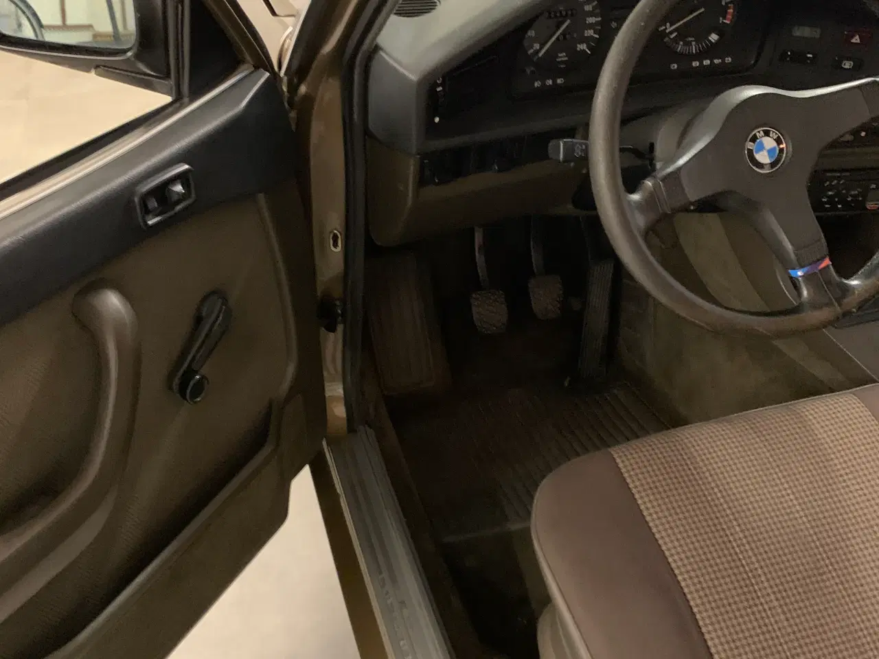 Billede 14 - BMW 525 super fed 