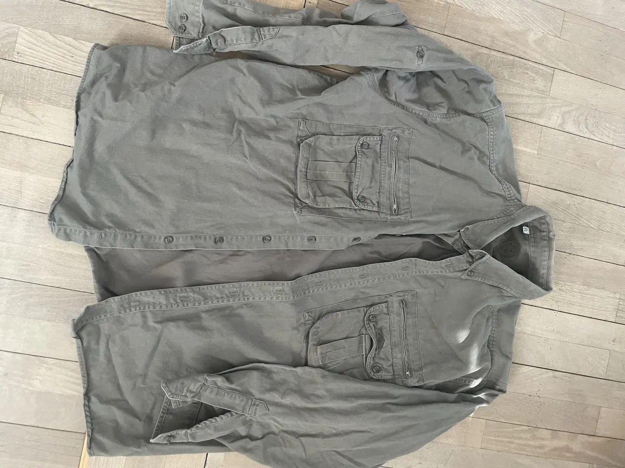 Billede 1 - Royal RepubliQ skjorte/jakke