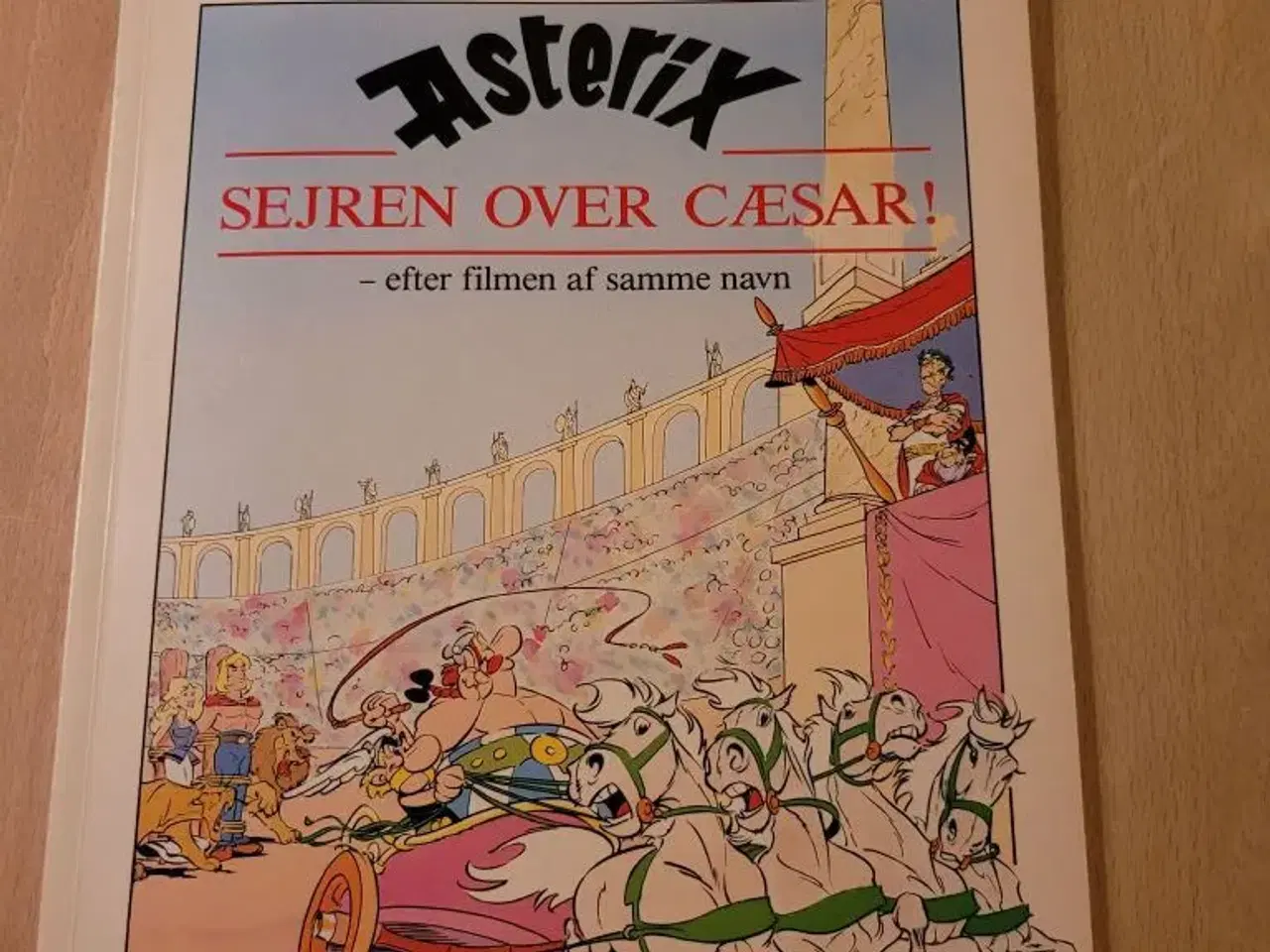 Billede 1 - Asterix sejren over Cæsar.