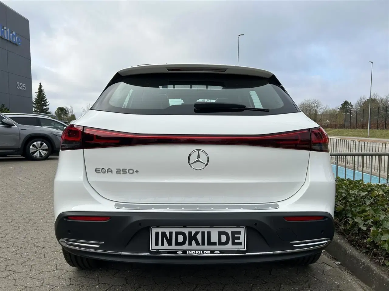 Billede 5 - Mercedes EQA250+  