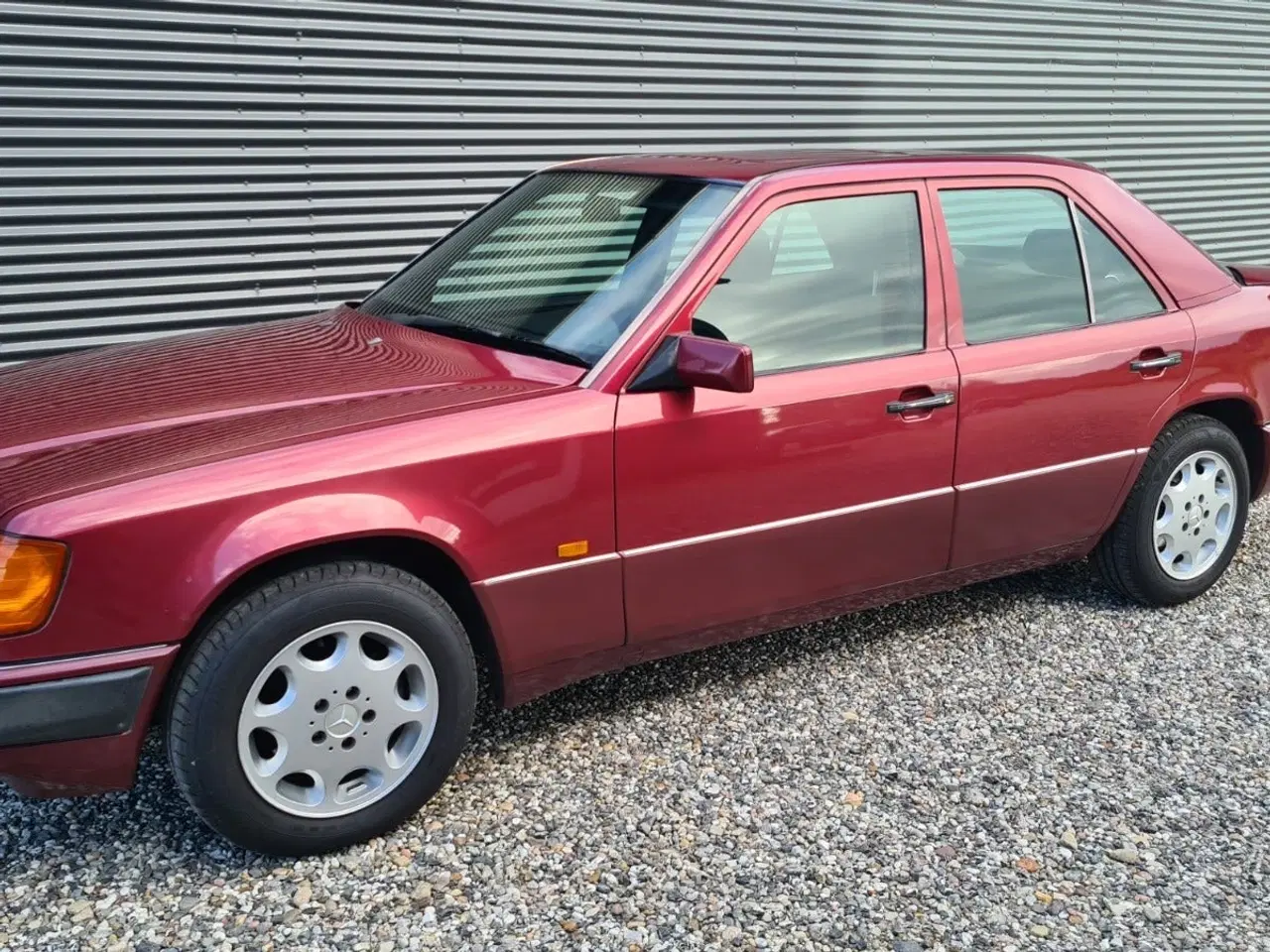 Billede 19 - Mercedes 220 E 2,2 aut.