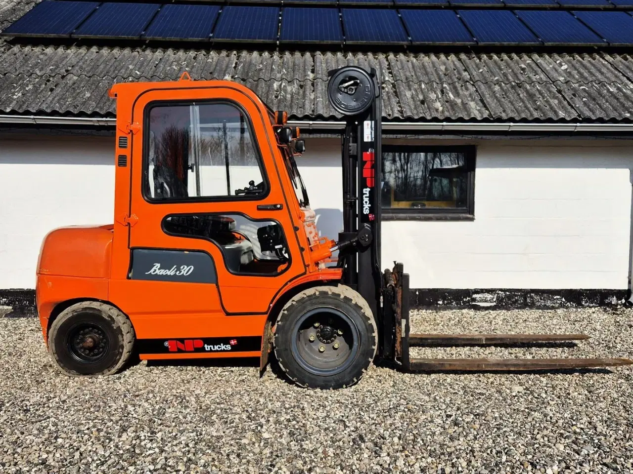 Billede 1 - Baoli 30 / ekstrem velholdt og kun 1300 timer / lukket kabine