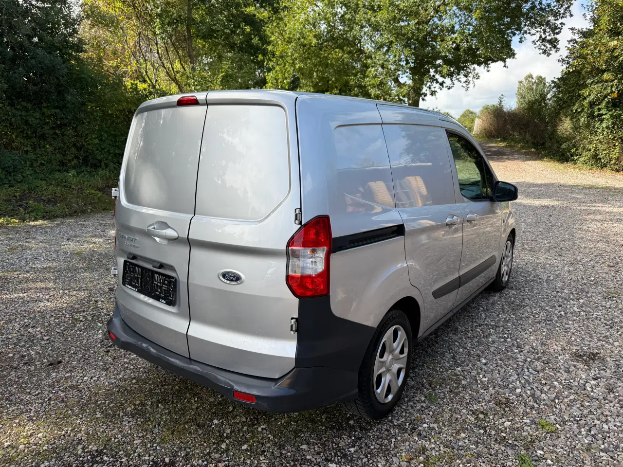 Billede 5 - Ford transit Courier 1.5 tdci fint udstyre 