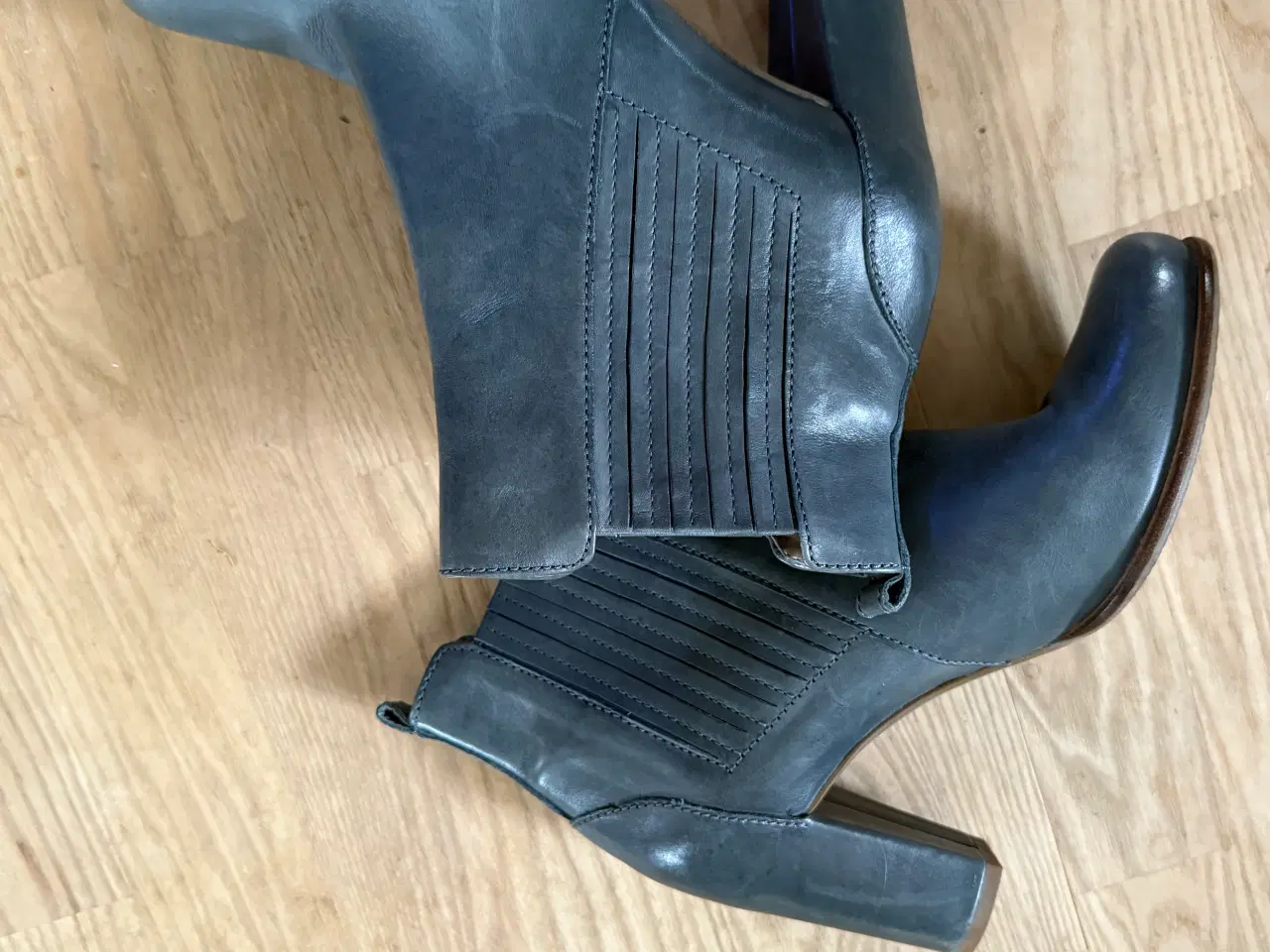 Billede 3 - FEDE BLÅ ECCO STØVLETTER/ SKO