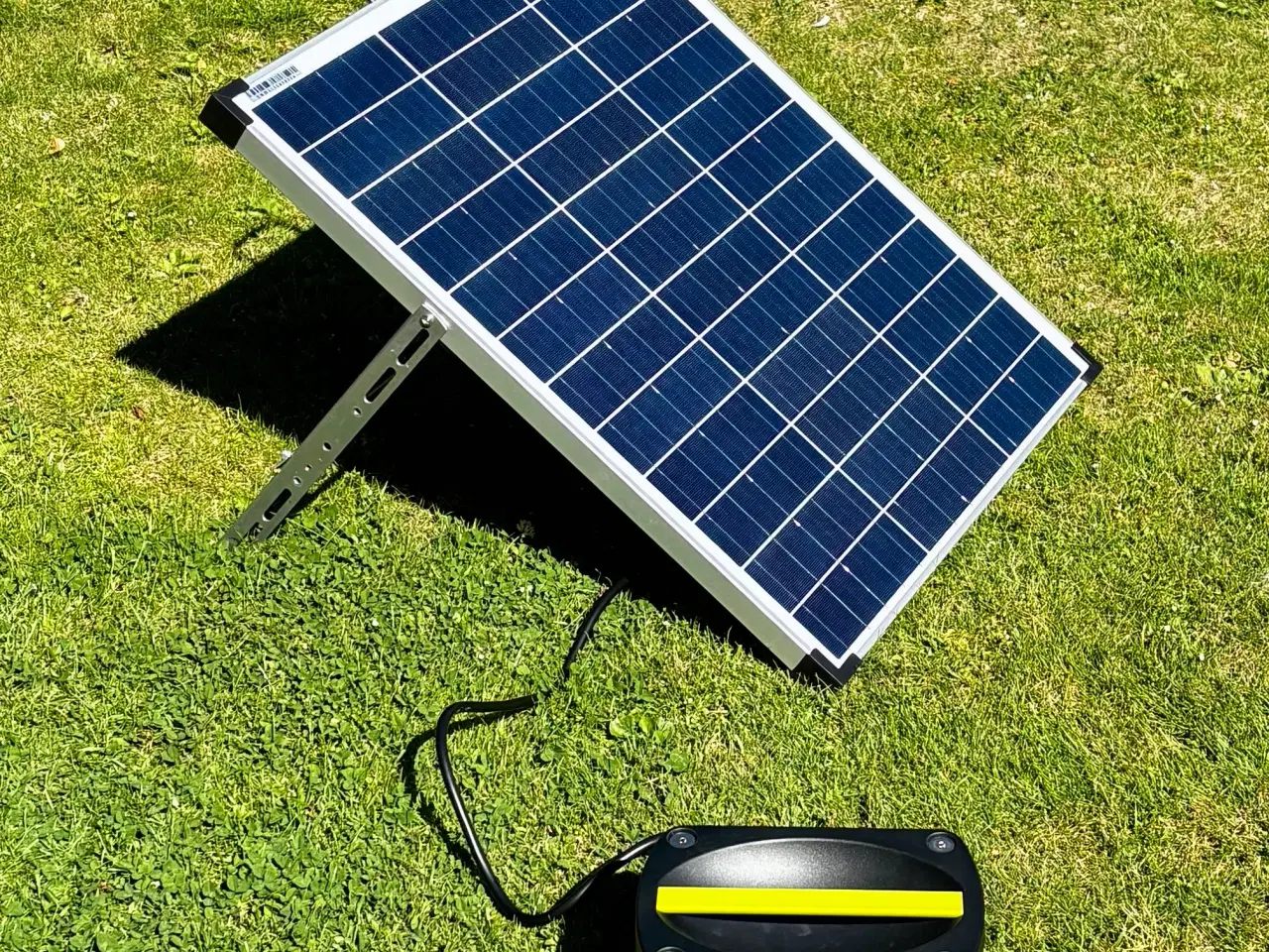 Billede 2 - Powerstation med Solcelle