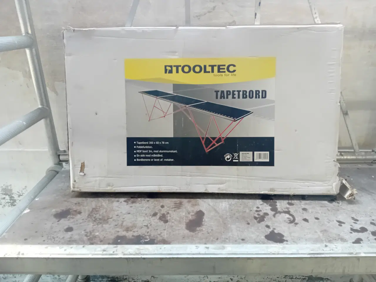 Billede 1 - Tapetbord som ny