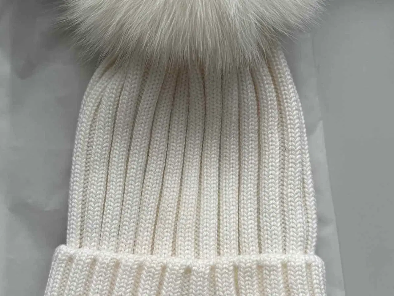 Billede 1 - Moncler hue - onesize