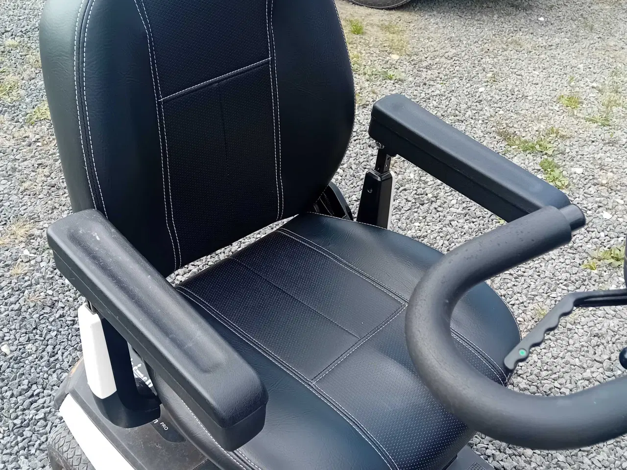 Billede 2 - Invacare Orion pro- 3 hjulet fin scooter 