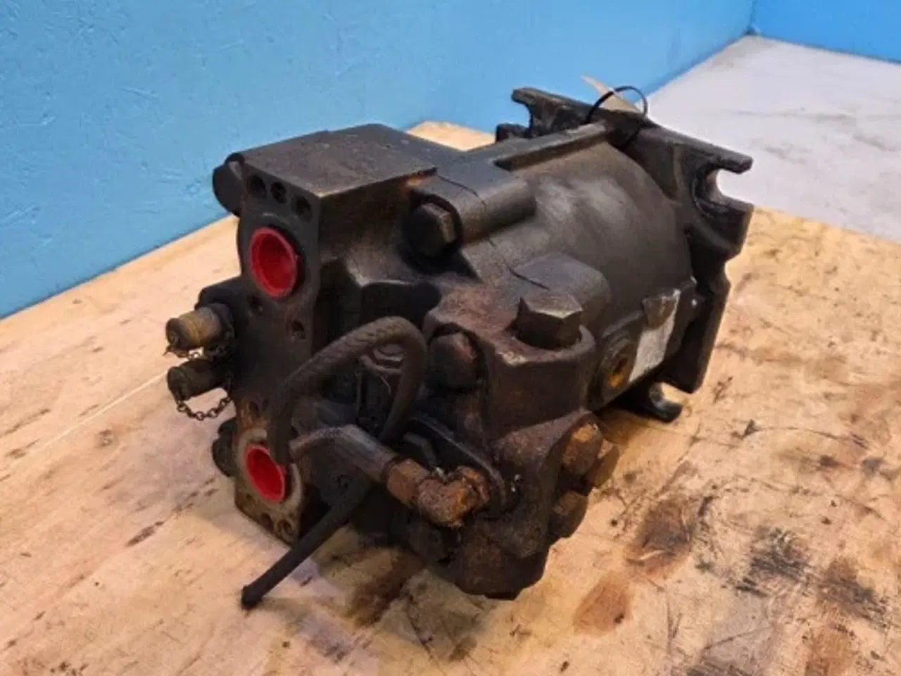 Billede 17 - New Holland CR9.90 Hydrostatmotor 84819681