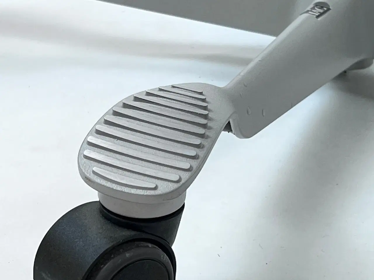 Billede 9 - HÅG Capisco 8106 Kontorstol – Sort/Grå Stel 265 mm