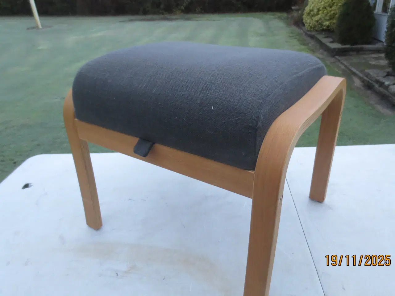 Billede 4 - 1 stk Fodskammel med Grøn stof 