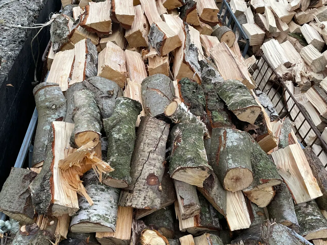 Billede 1 - Brænde - løv mest birk og ahorn