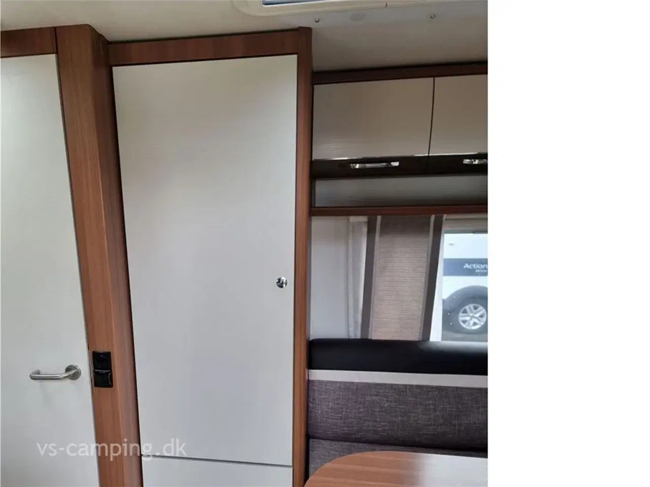 Billede 7 - 2016 - LMC Vivo 490 E ALDE   FLOT OG VELHOLDT CAMPINGVOGN MED ALDEVARME OG ENKELTSENGE.