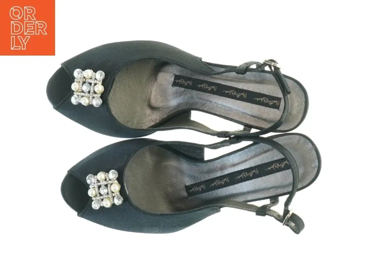 Billede 3 - Sorte højhælede sandaler med dekoration fra Betty Blue (str. 37 cm)