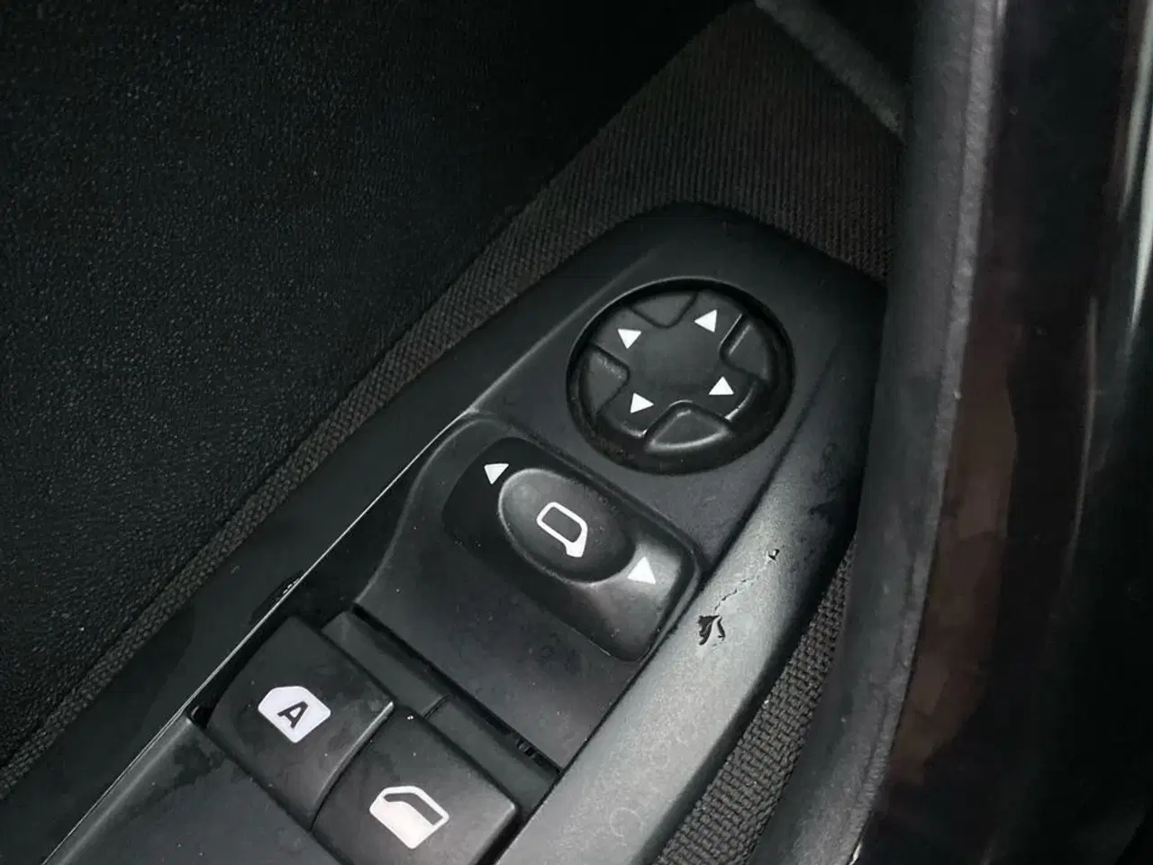 Billede 19 - Peugeot 208 1,2 VTi Supreme 82HK 5d