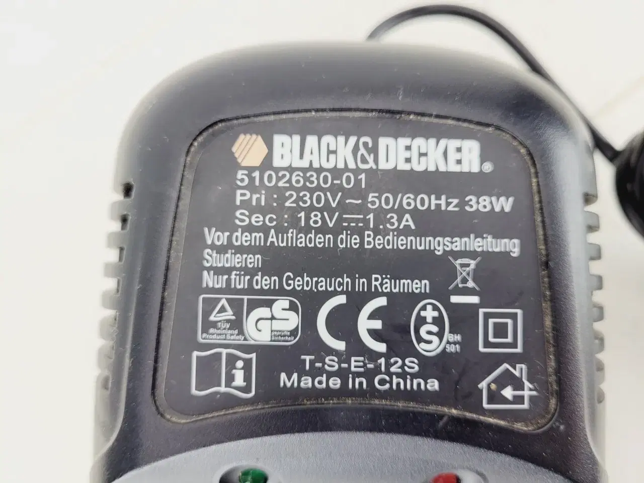 Billede 2 - Black & Decker batterilader Model 5102630-01