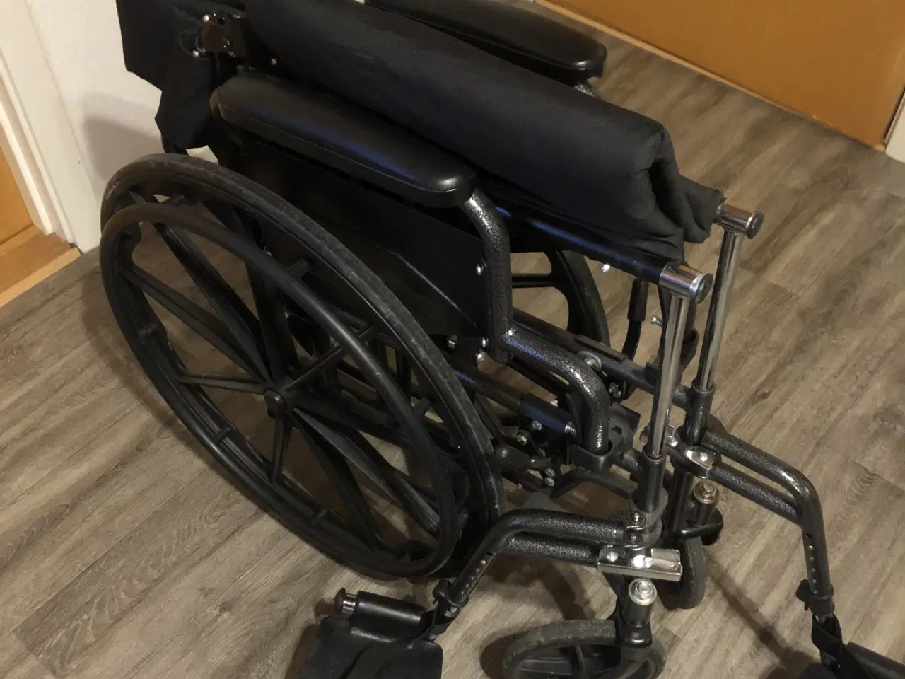 Billede 4 - Kørestol Harald Nyborg 