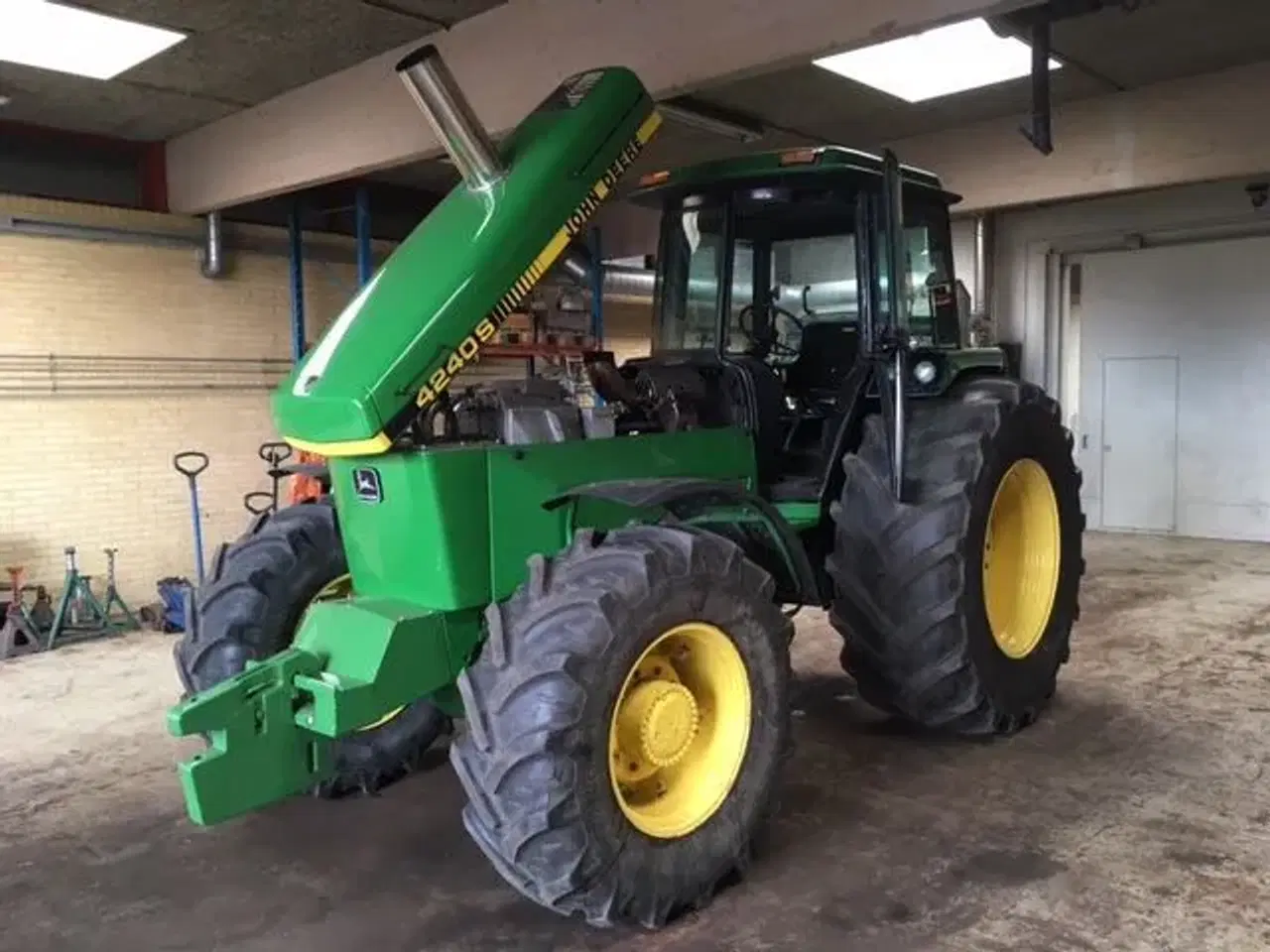 Billede 2 - John Deere Købes 