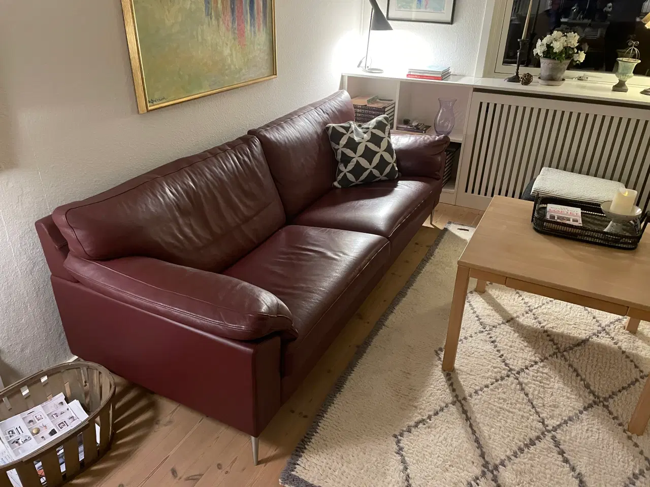 Billede 3 - Søren Lund 329 sofa i okseblodsfarve.