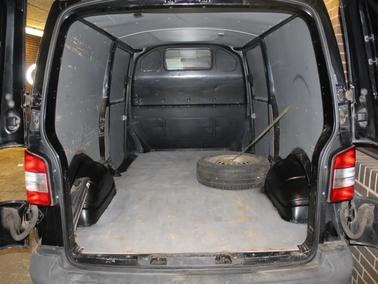 Billede 3 - VW Transporter 2,0 TDi 140 Kassevogn lang