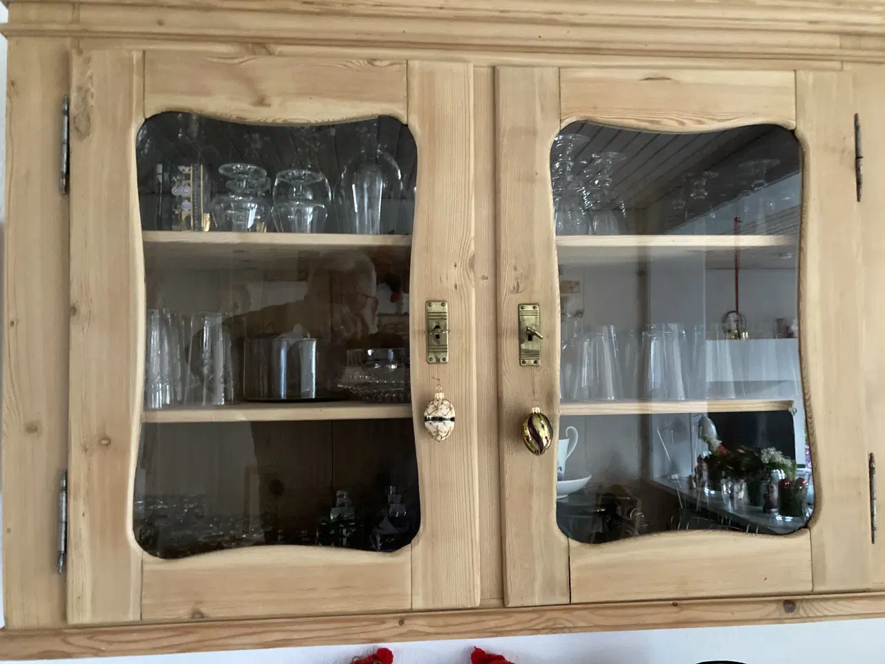 Billede 2 - Hængevitrine