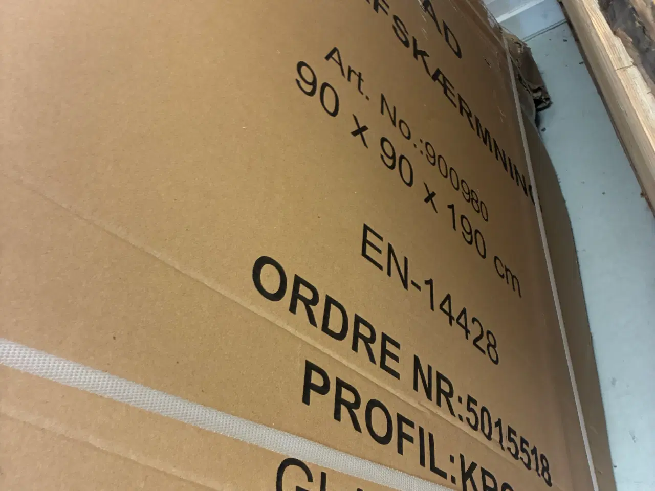 Billede 2 - Helt ny brusehjørne