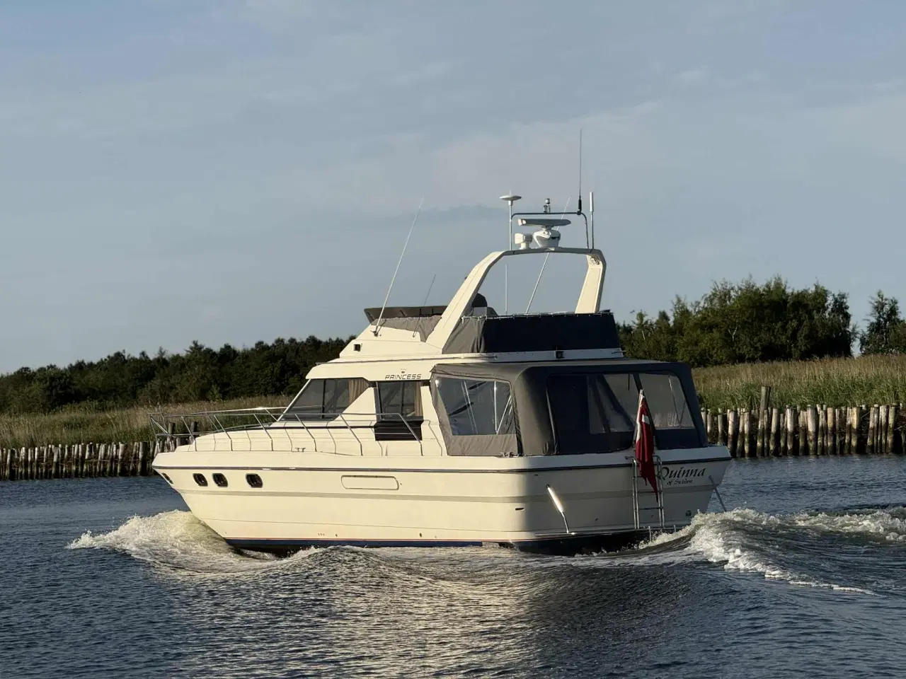Billede 3 - Princess 45 – Klassisk kvalitetsbåd i flot stand -