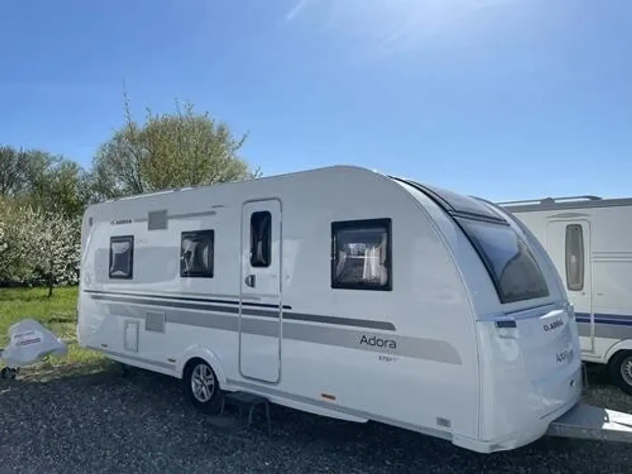 Billede 1 - Adria ADORA 573 PT
