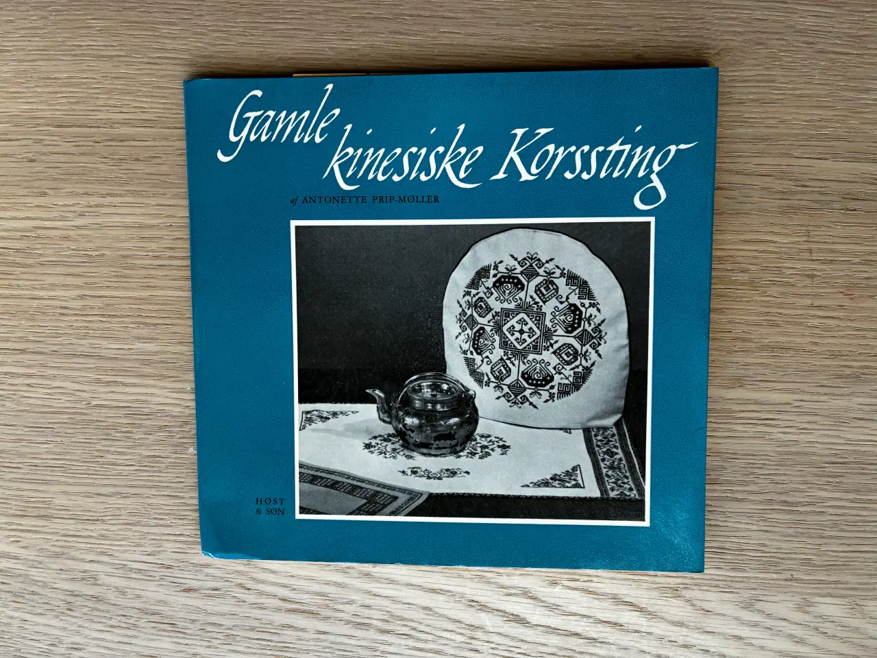 Billede 1 - Gamle kinesiske Korssting af Antonette Prip-Møller