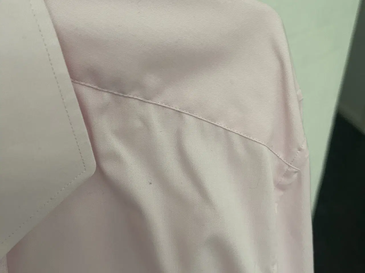 Billede 3 - Lyserød Eterna skjorte str. 41 slim fit