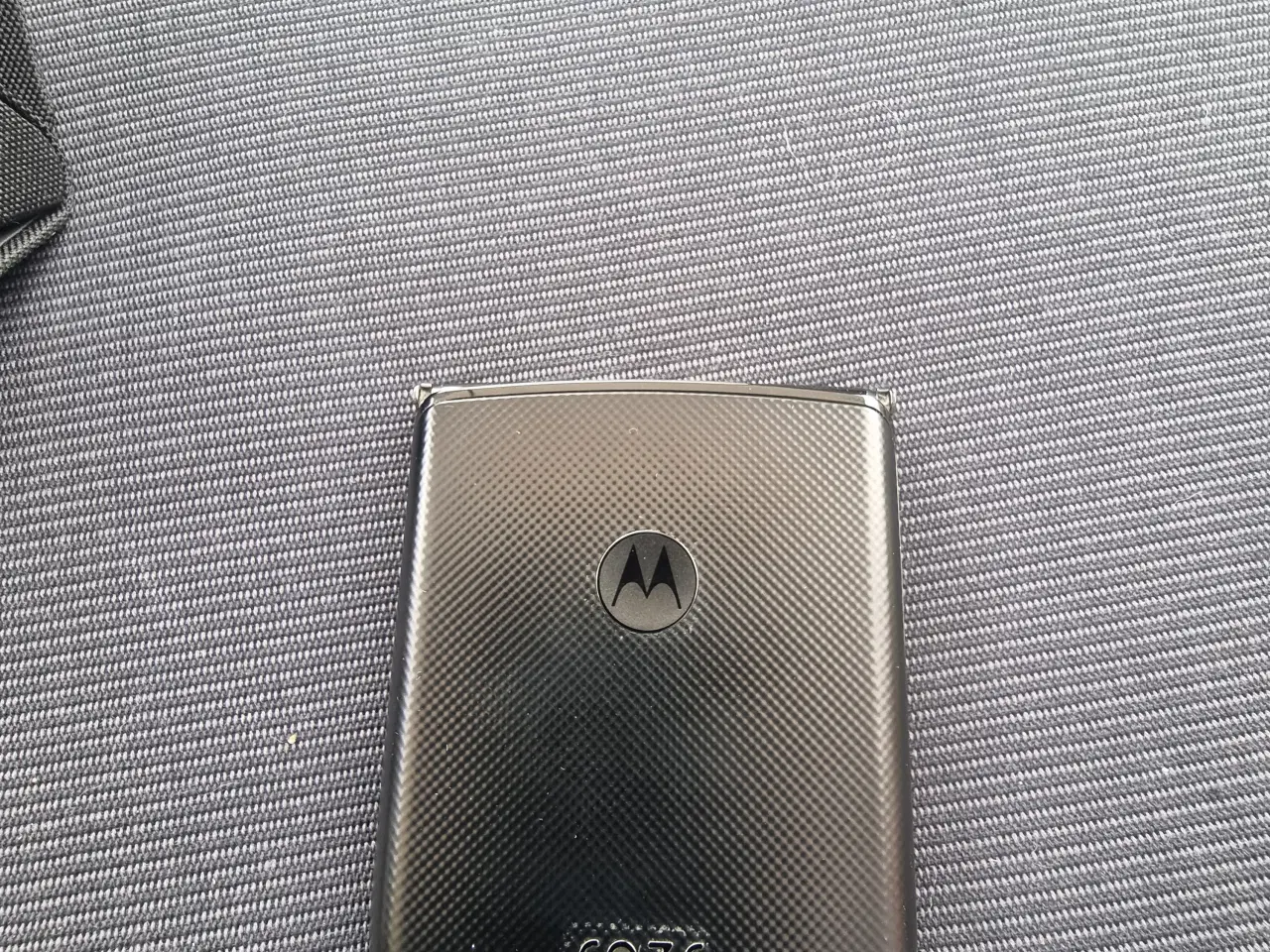 Billede 2 - Motorola razr Klaptelefon