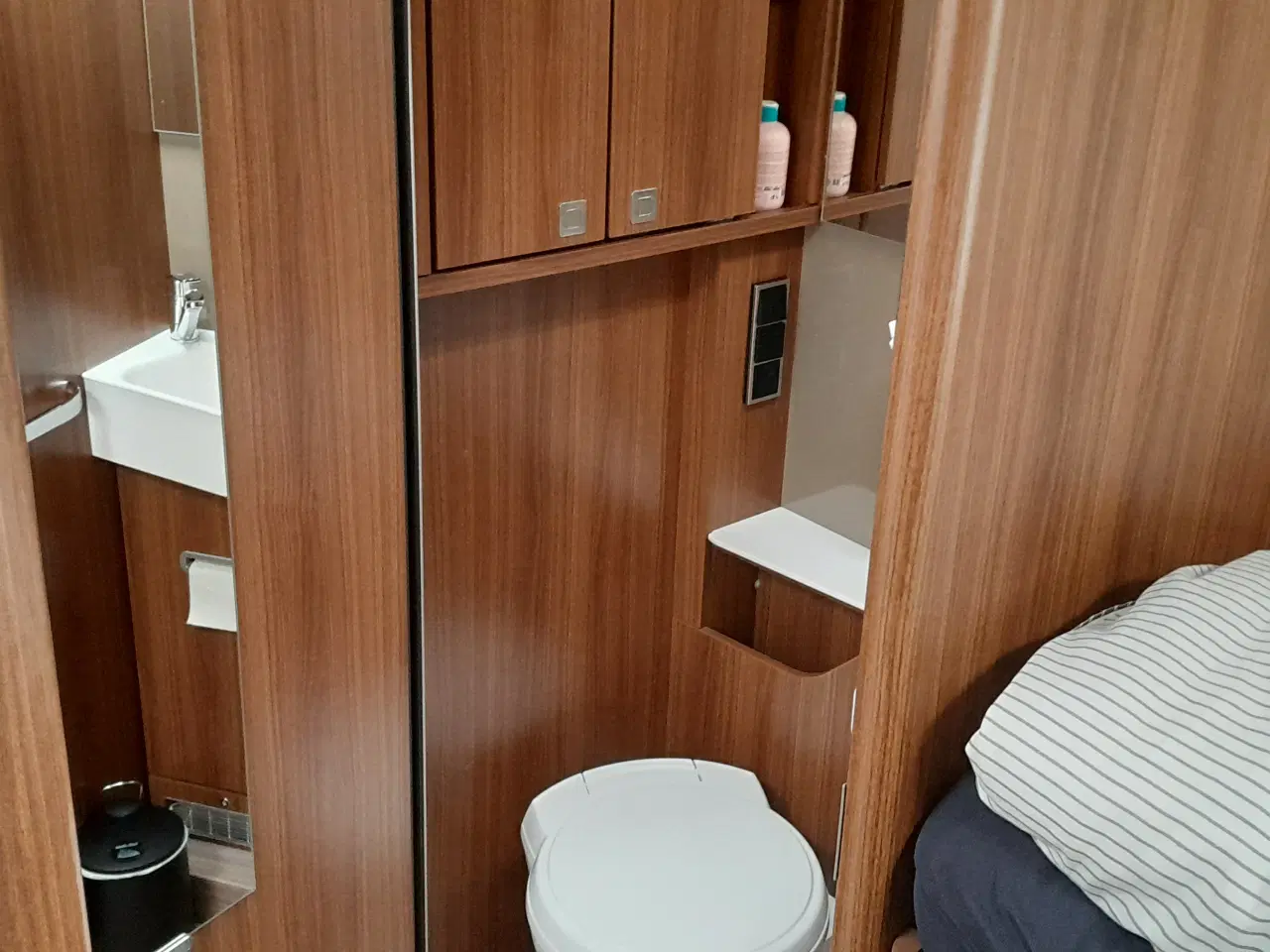Billede 14 - Hymer B680MC 2,2 aut