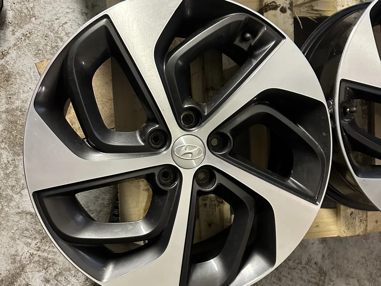 Billede 4 - Hyundai Tucson Fælge 19’