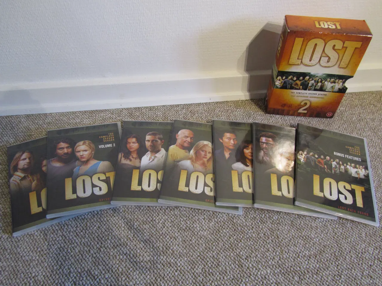 Billede 4 - LOST sæson 2 DVD boks