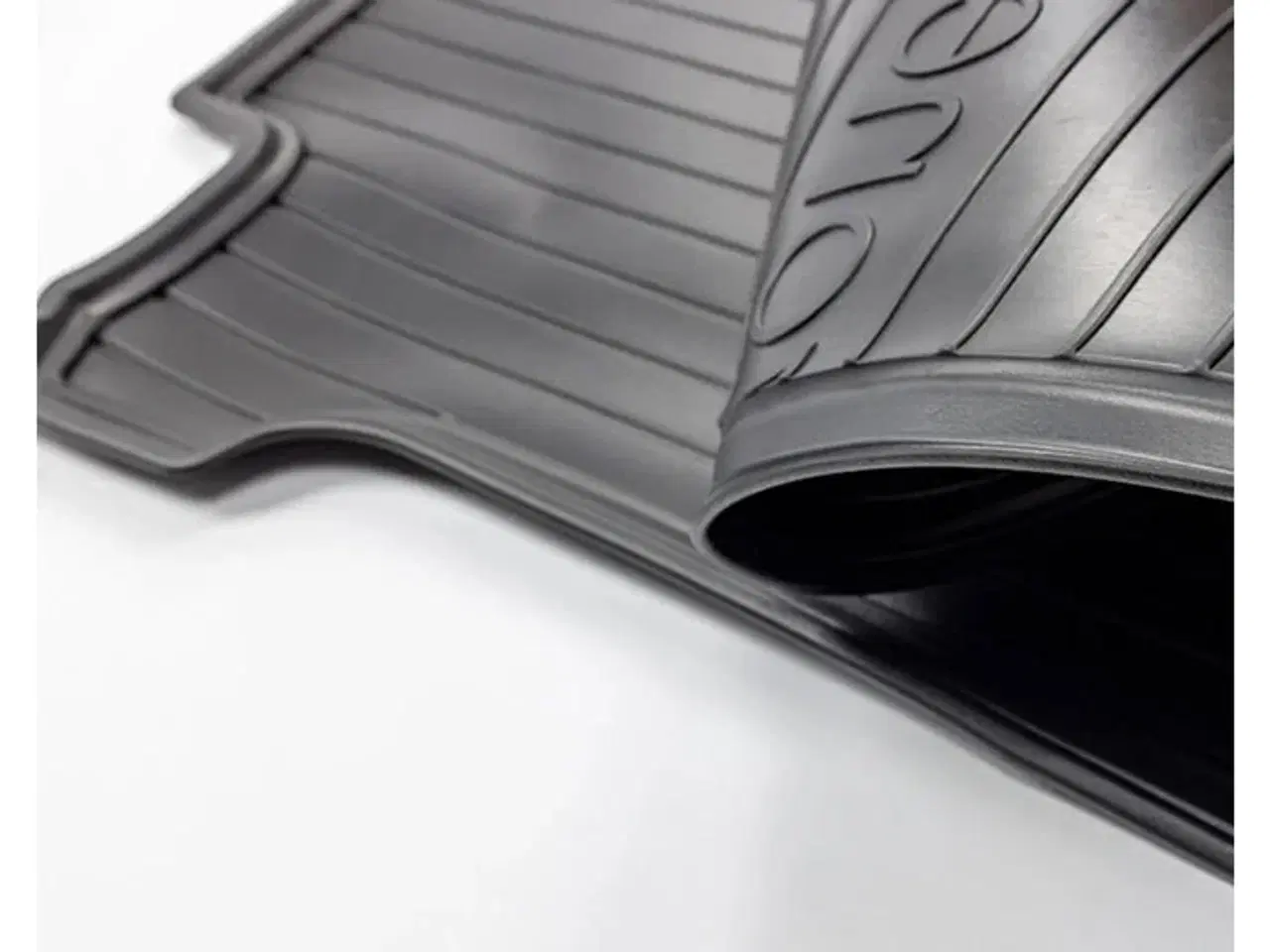 Billede 1 - Bagagerumsbakke Saab 9-3 II sedan 2002-2011