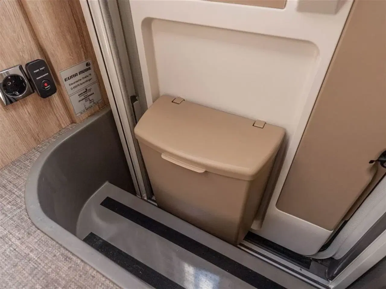 Billede 31 - 2022 - Euramobil Integra Line 720 EF   Tysk kvalitet og luksus