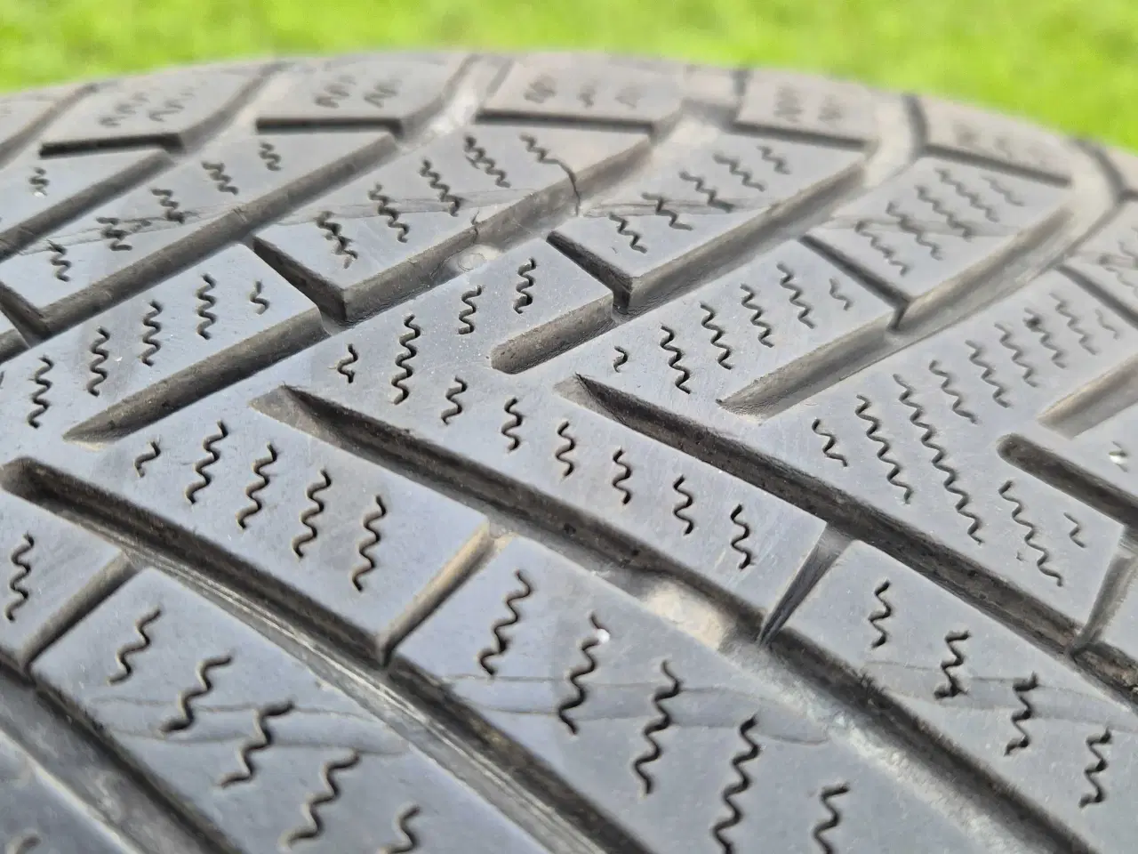 Billede 4 - 4 stk 15" vinterdæk på fælge sælges