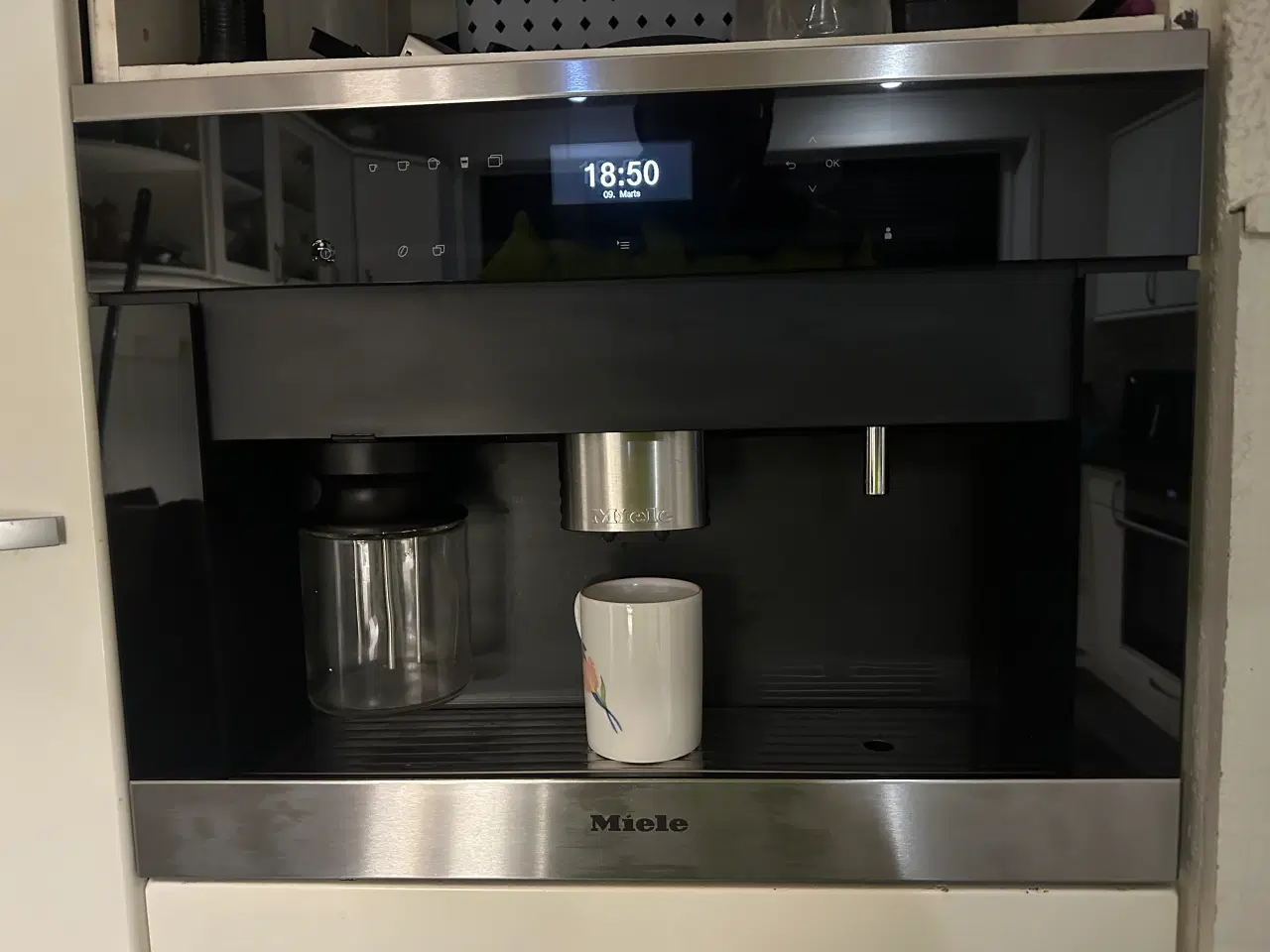 Billede 1 - Espressomaskine fra Miele